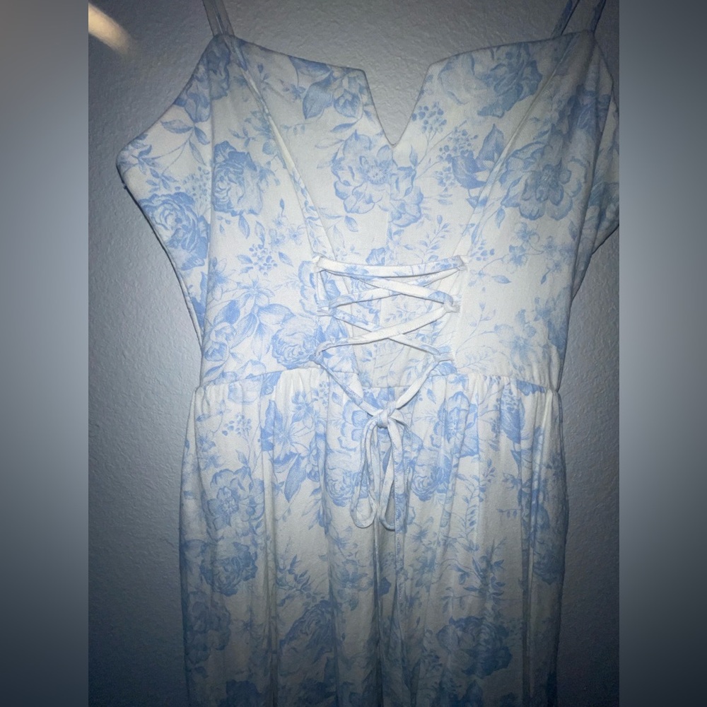 Spring Mini Dress - Picture 3 of 4